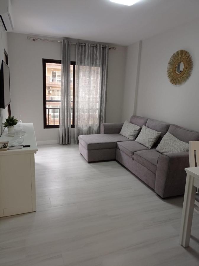 Apartamento Ronda IV Фуeнхирола Екстериор снимка